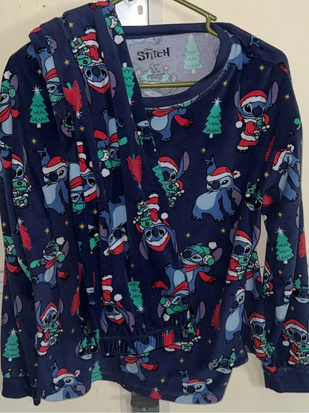Disney Stitch Women's Navy Blue Santa Print Pajama Set - Picture 1 of 2